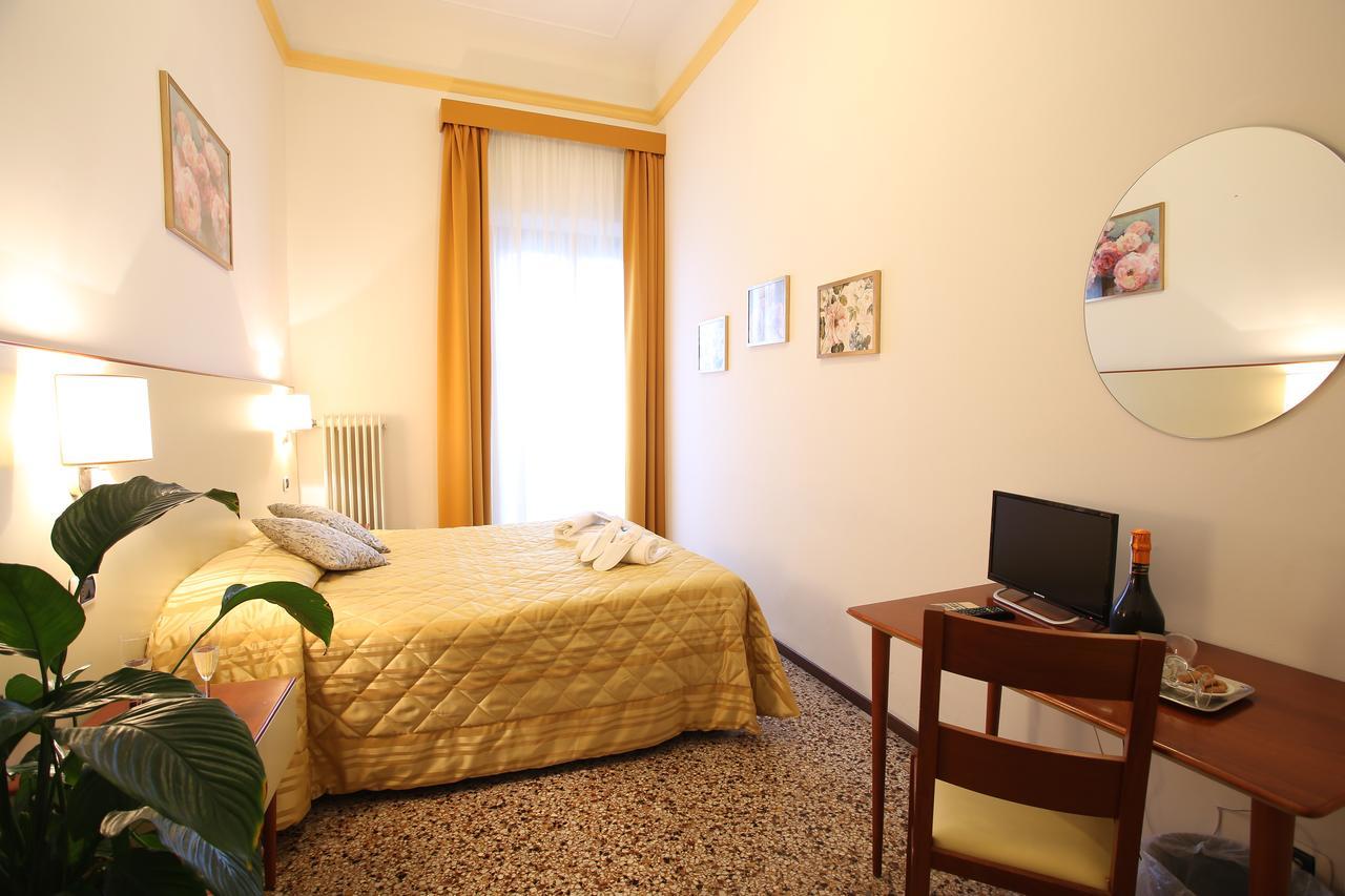 Hotel Casa Del Lago Φλωρεντία Εξωτερικό φωτογραφία